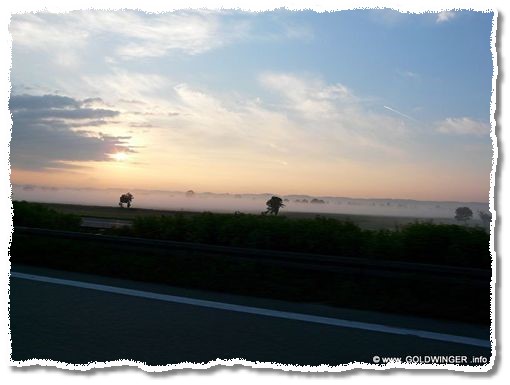 Sonnenaufgang mit Nebel bei Illertissen