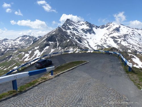 Abfahrt von der Edelweißspitze
