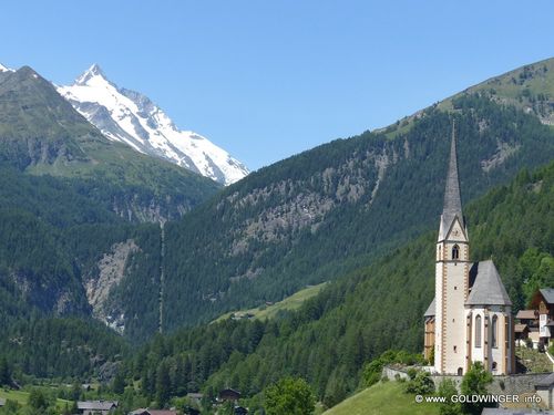 Heiligenblut mit Blick auf den Großglockner