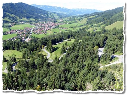 Blick von der Kanzel in Oberjoch auf Bad Hindelang